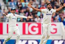 India's Mohammed Siraj and captain Shubman Gill celebrate the wicket of Englnd's Jamie Overton during the fifth day of the fifth Test match between India and England at The Oval cricket ground in London on Monday.
