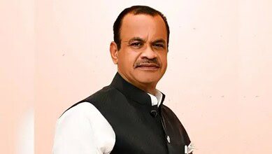 Telangana Roads & Buildings Minister Komatireddy Venkat Reddy