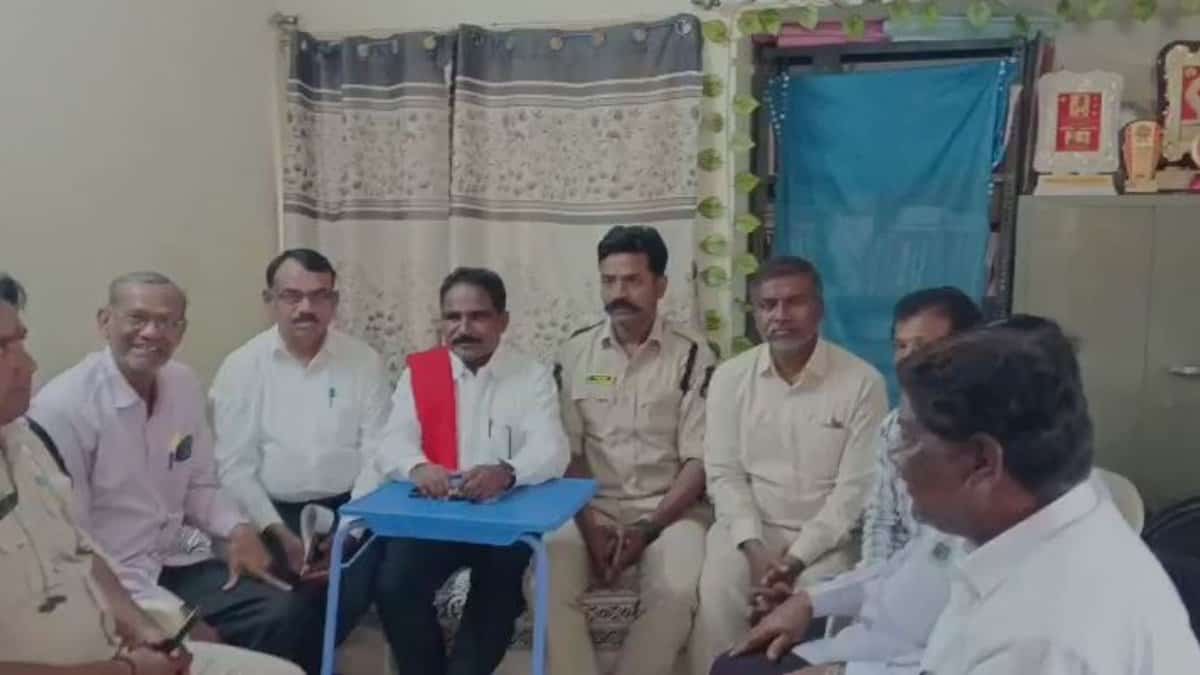 CPI(M) Telangana Secretary John Wesley placed under house arrest in Hyderabad