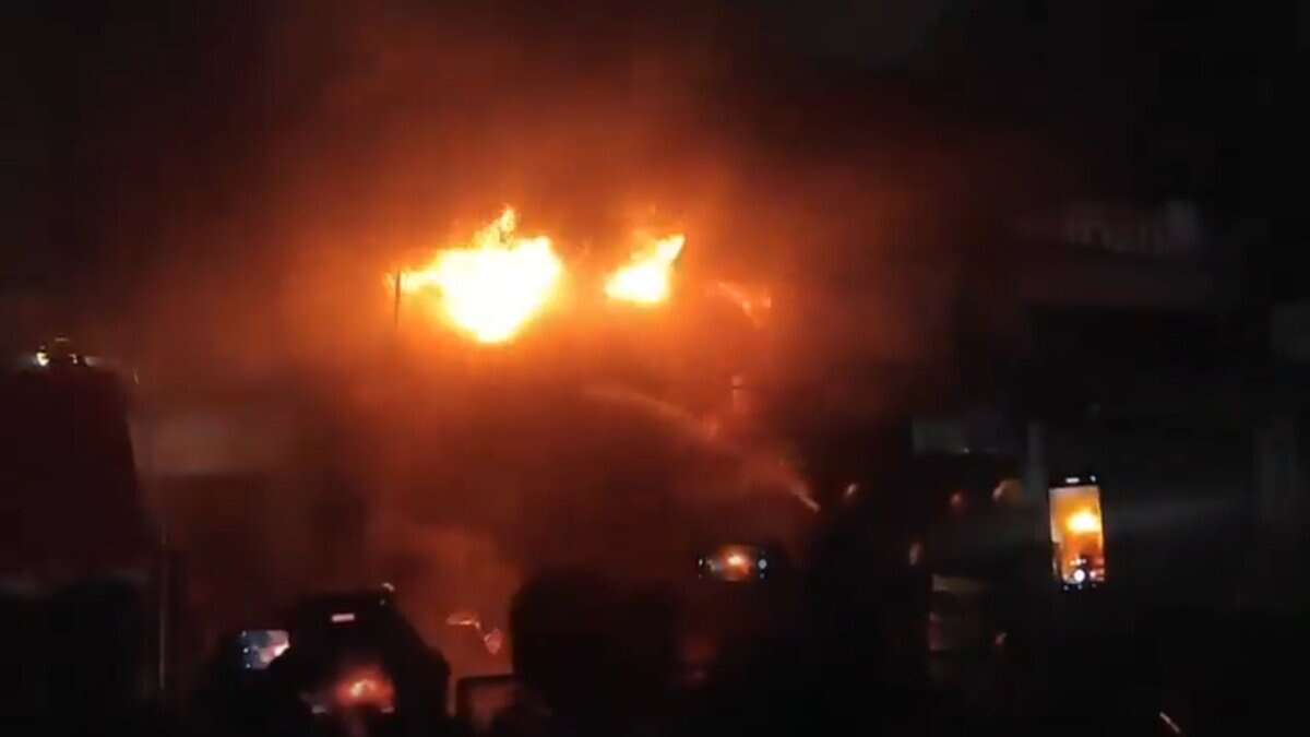 Huge fire breaks out in Hyderabad's Ameerpet
