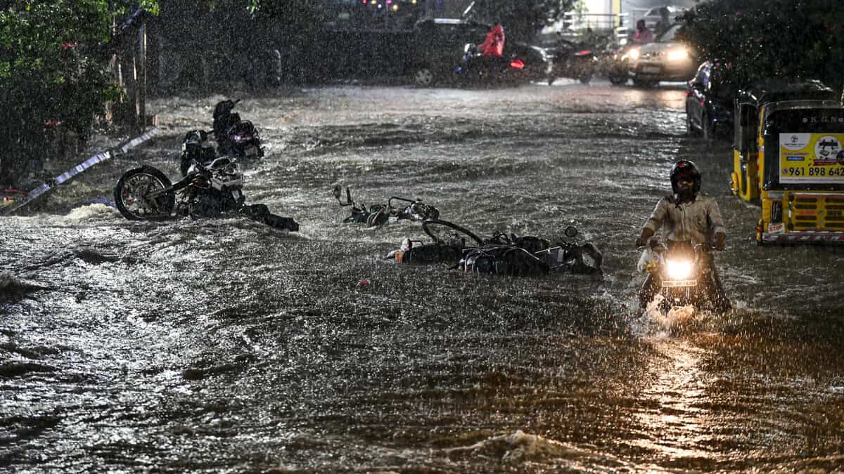 Heavy rains to lash entire Telangana; IMD Hyderabad issues alert