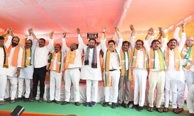 BC reservations: Telangana BJP leaders protest quota for minorities