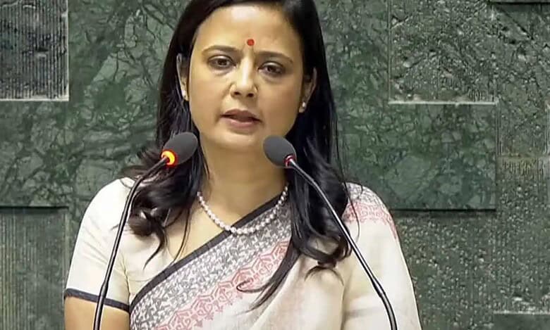 mahua Moitra (1)
