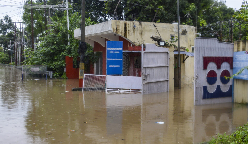 Weather: Rain in Jammu