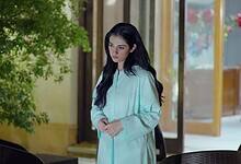 Pakistani actress Sarah Khan