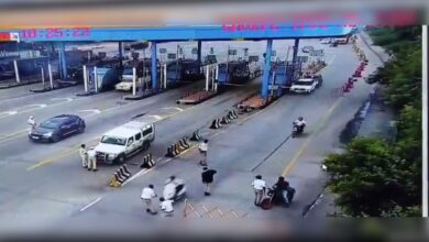 Traffic cop hit by speeding motorist at toll gate in Telangana