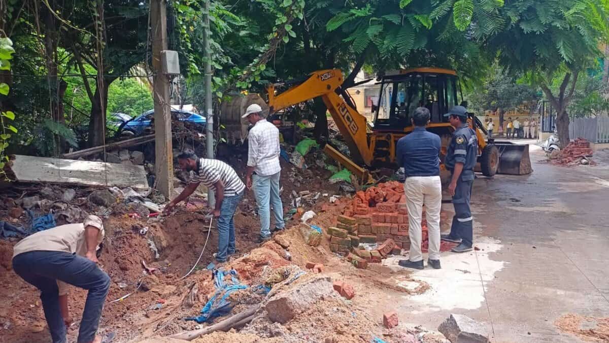 HYDRAA officials clear encroachments from parks in Hyderabad.
