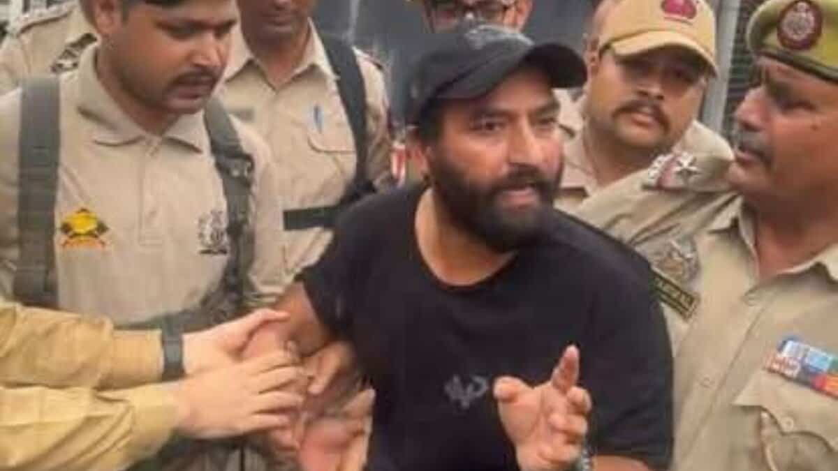 Mehraj Malik held