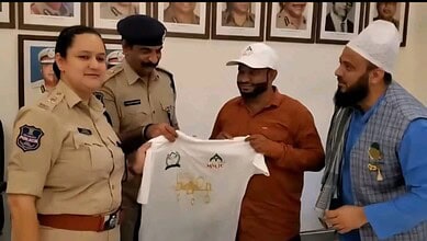 Markazi Milad Juloos Committee met with Hyderabad South Zone's Deputy Commissioner of Police to discuss Milad-un-Nabi procession