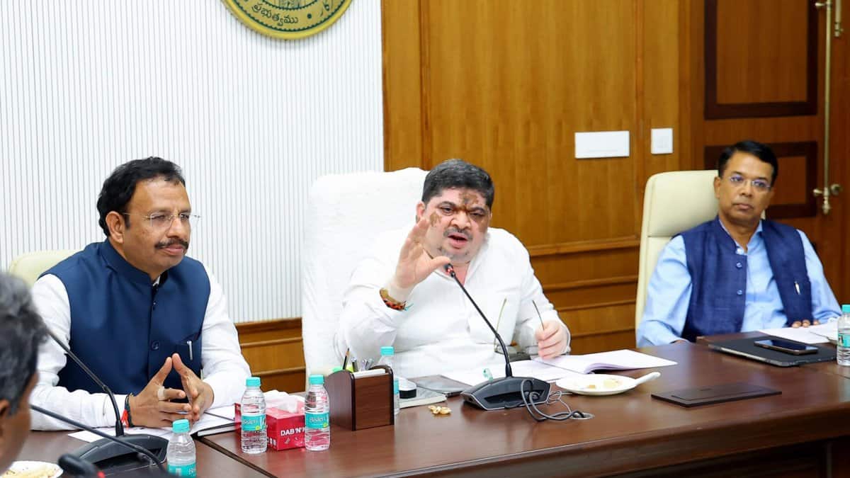 Transport and BC Welfare Minister Ponnam Prabhakar