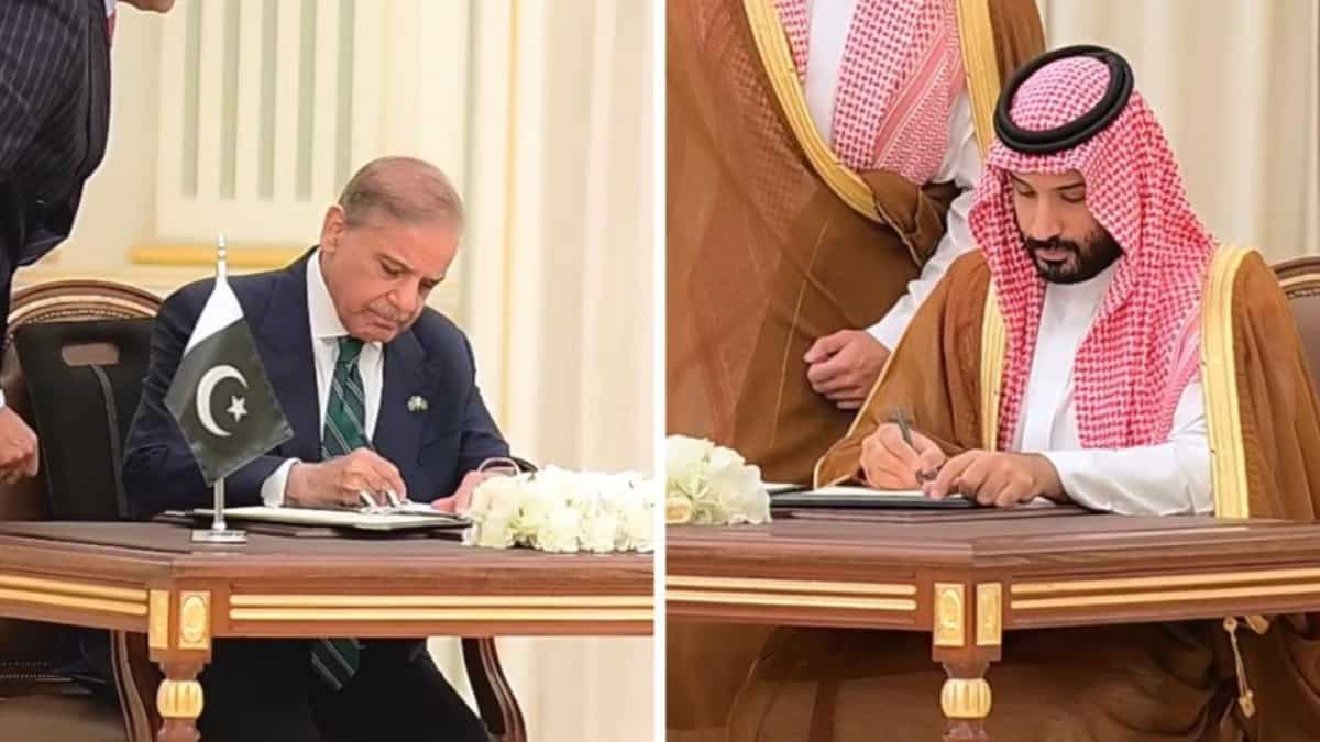_Prime Minister Shehbaz Sharif and Saudi Crown Prince Mohammed bin Salman