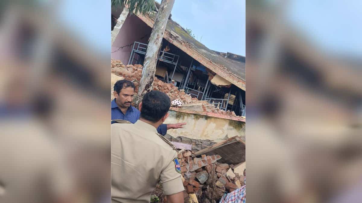 Sangareddy Gurukul hostel block collapses, 3 students injured