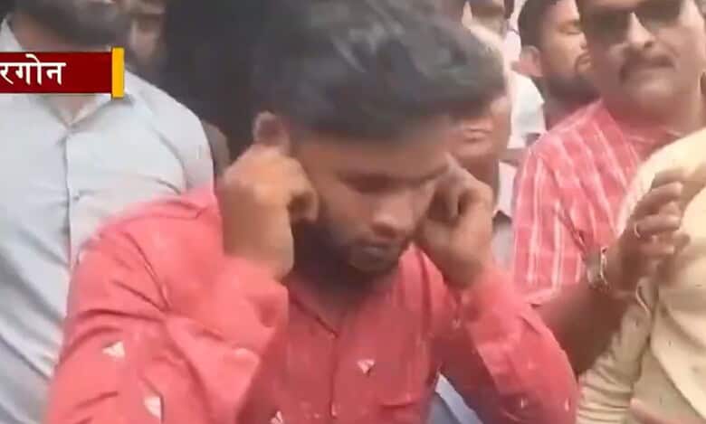 A Muslim teacher was humiliated after he asked a few Hindu students to refrain from wearing tilaks and kalawa