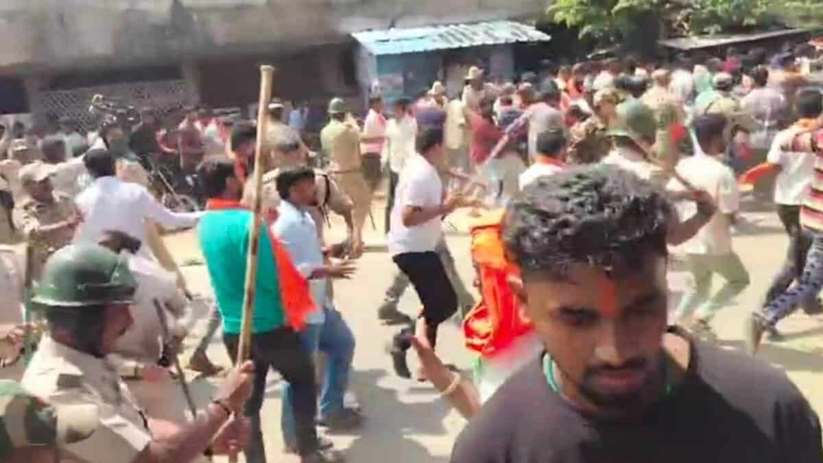 Communal violence in Maddur, Karnataka