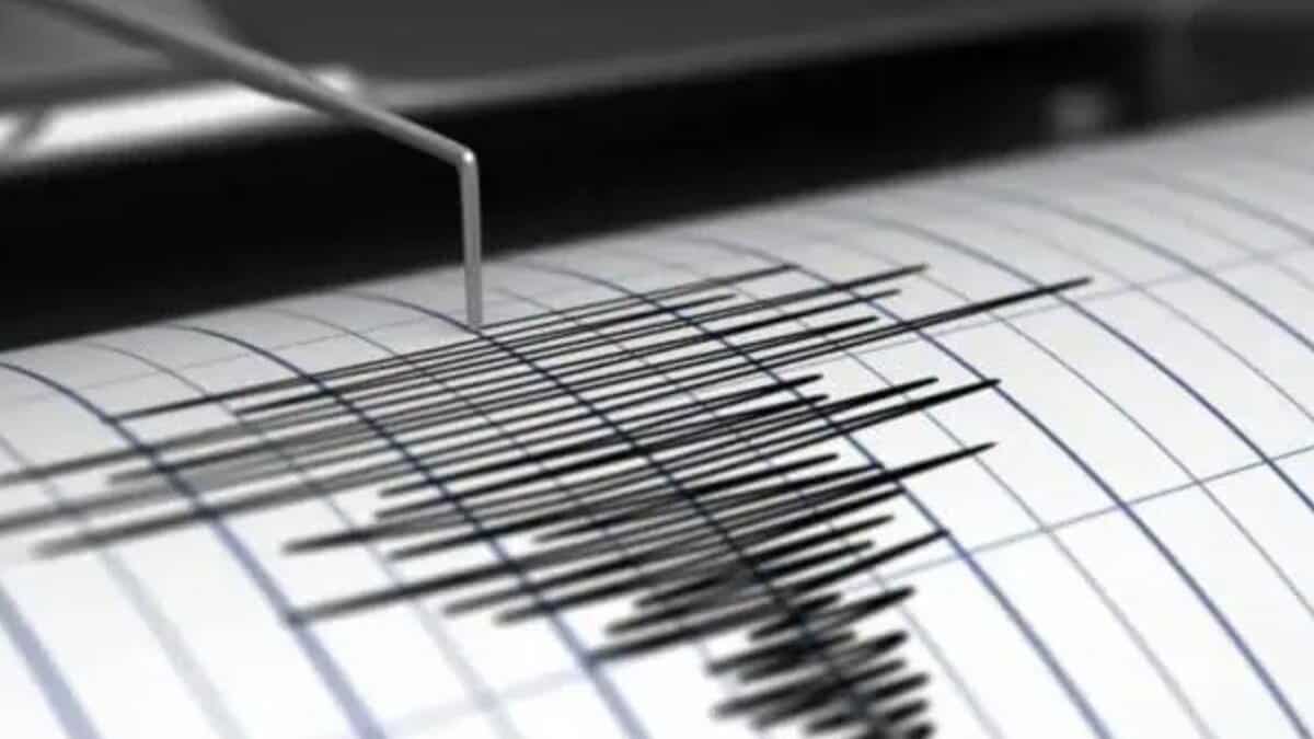 A representational image depicting an earthquake