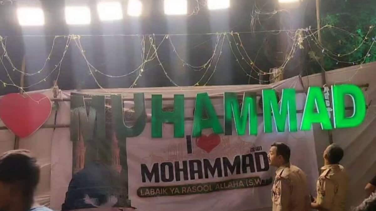 I love Muhammad electric boards put up in UP