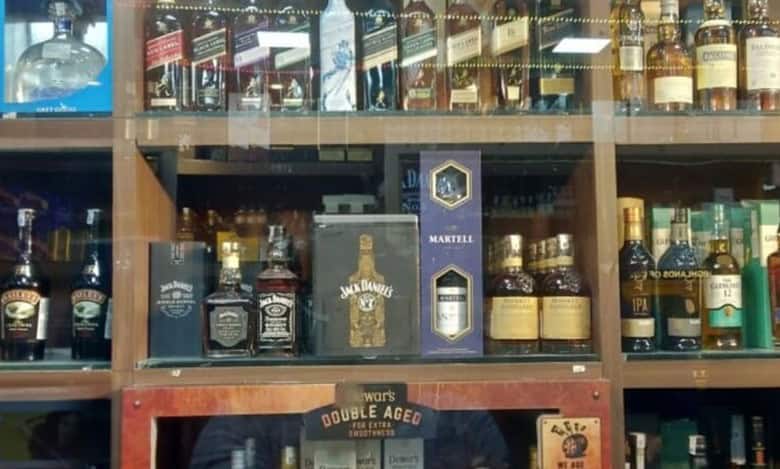 The lucky draw to issue wine shop licenses in Telangana to be held on October 23, 2025.
