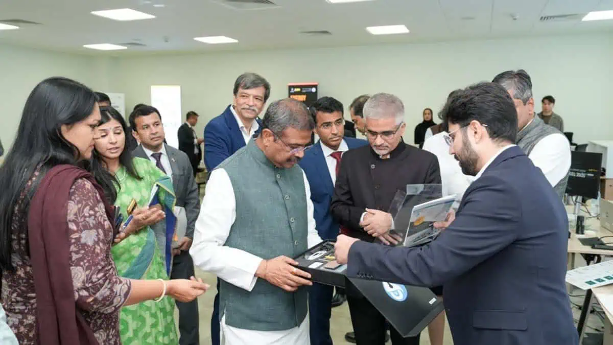 The image of Union Education Minister Dharmendra Pradhan interacts with officials and innovators during the inauguration of the Atal Incubation Centre at IIT Delhi’s Abu Dhabi campus.
