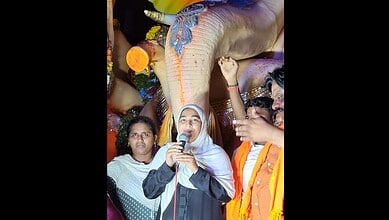 Burqa-clad woman wins Ganesh laddu at auction in Telangana