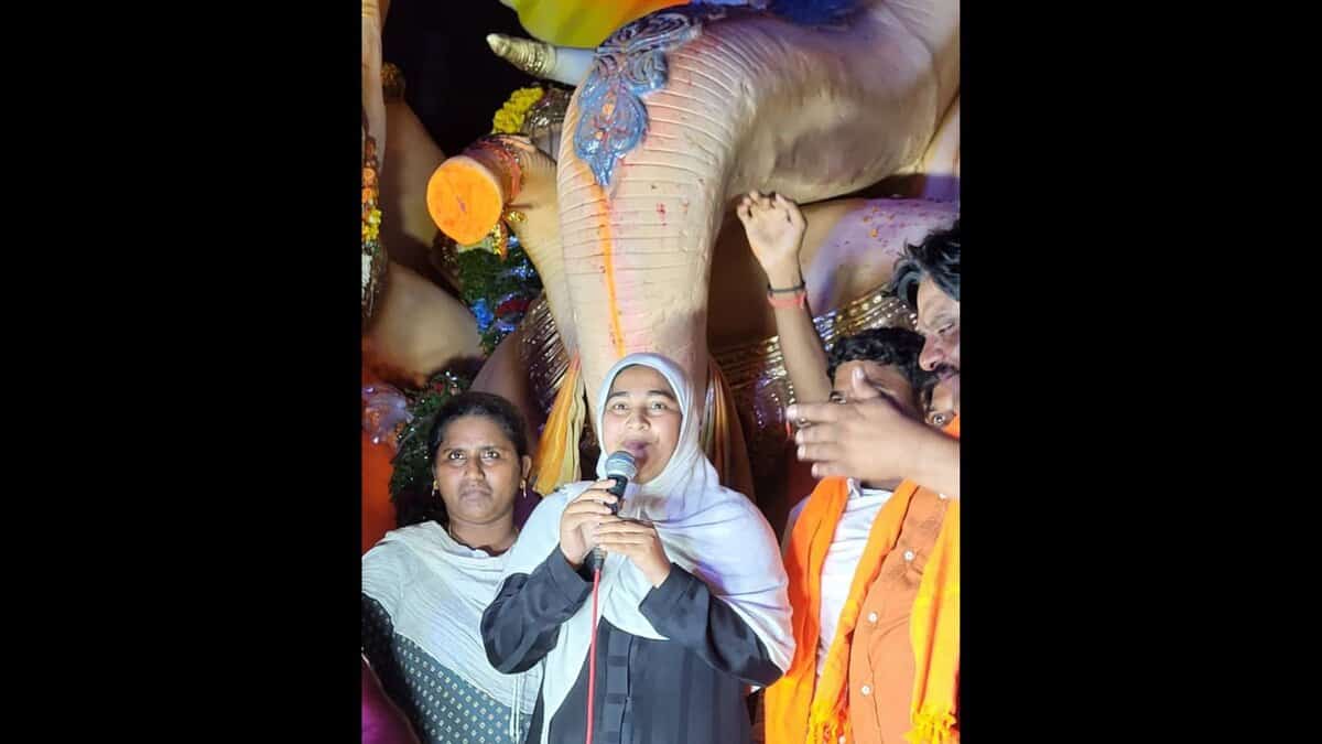 Burqa-clad woman wins Ganesh laddu at auction in Telangana
