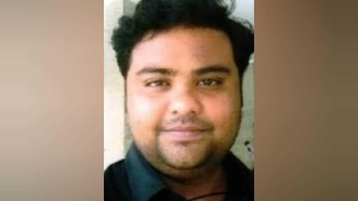 The image of Harshit Babulal Jain, accused in an Rs 2,300 crore fraud case, deported from UAE.