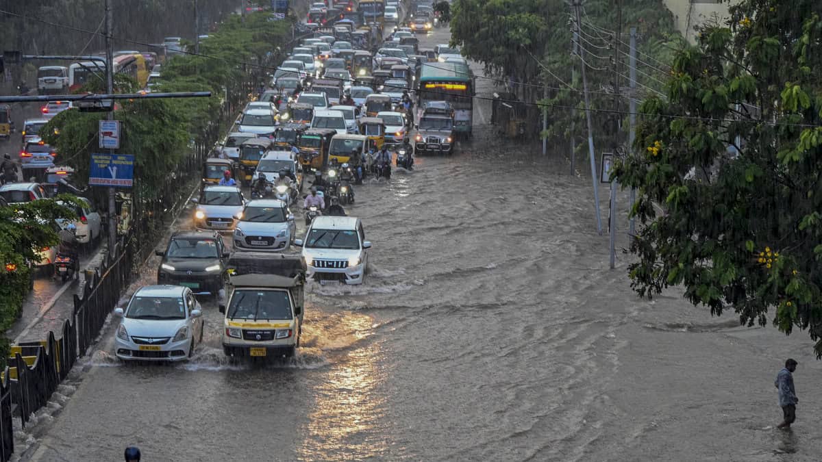 Rains in Hyderabad