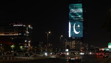 Illuminated tower featuring Saudi and Pakistan flags in celebration of the defence agreement.