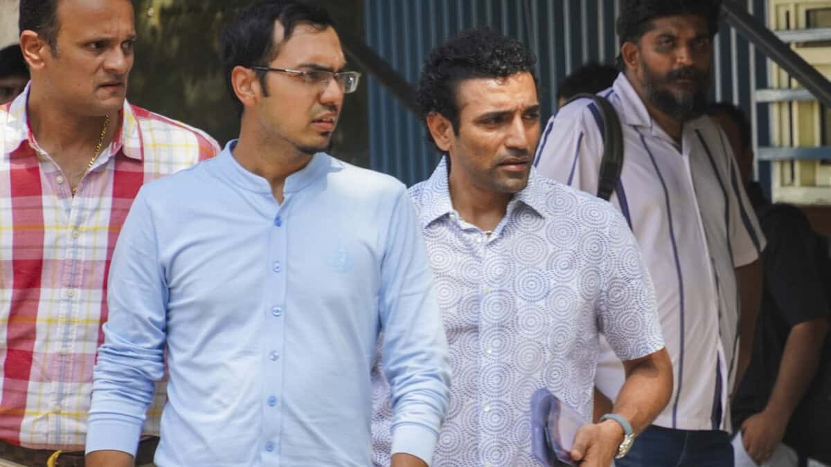 Cricketer Robin Uthappa appears before ED in online betting app case