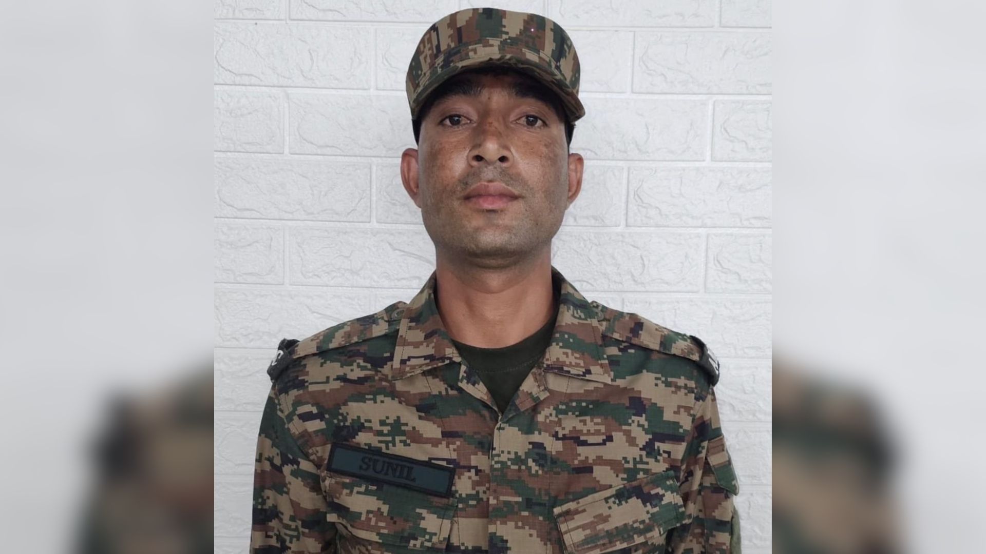 Ambulance assistant of the Indian Army Sunil