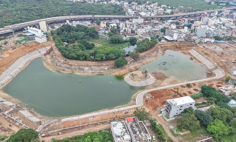 The image shows the restoration of Bum-Rukn-Ud-Dowla lake by HYDRAA on Tuesday, October 28, 2025.