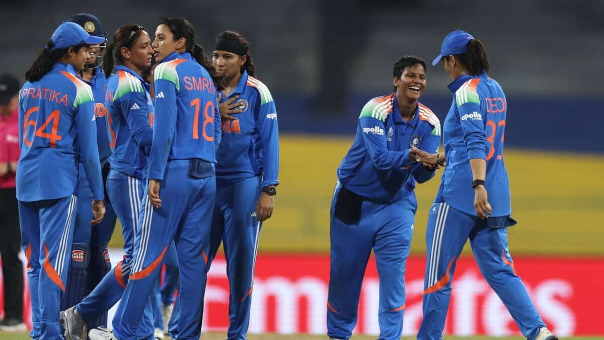 _India defeated Pakistan in Women's World Cup match