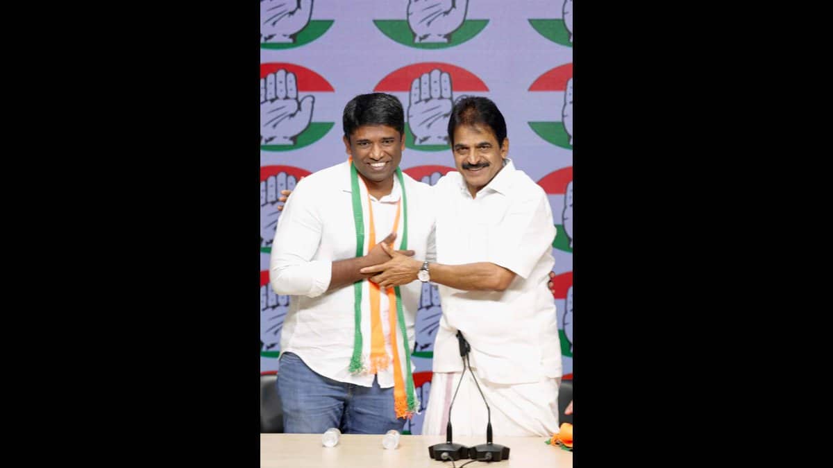 Former IAS officer Kannan Gopinath with Congress general secretary K C Venugopal