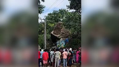 Landslide in Hyderabad's Malkajgiri, large boulders crash onto road