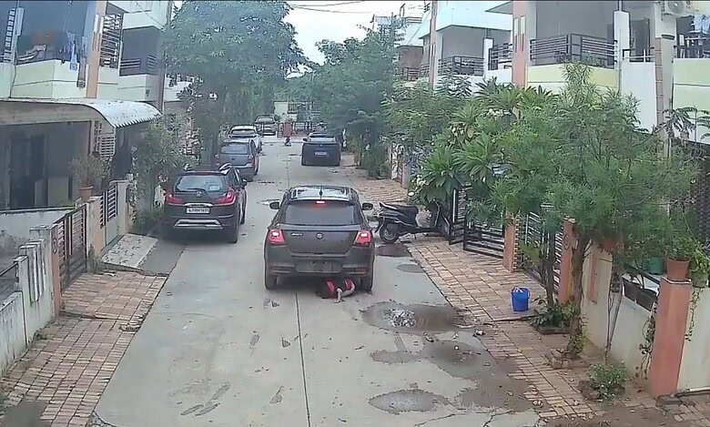 Gujarat child run over
