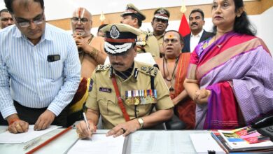 IPS officer Shivadhar Reddy takes charge as Telangana DGP