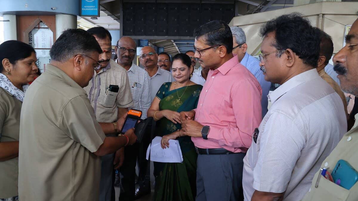 TGSRTC MD Y Nagi Reddy interacts with staff