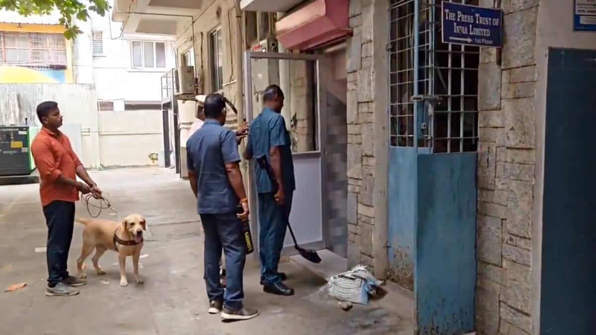 Bomb squad at PTI office in Chennai