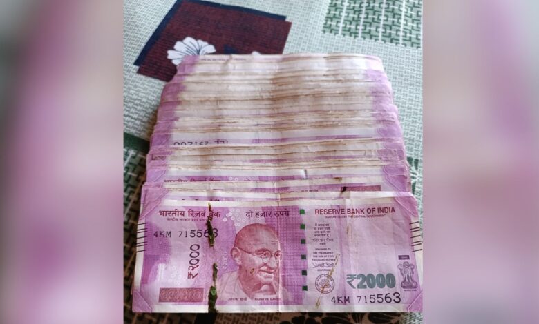 2000 rupee notes