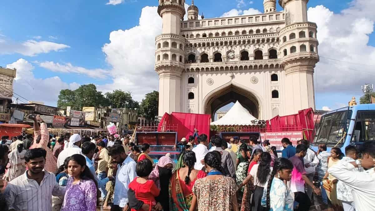 Thousands of Hindu devotees offered prayers at the Bhagyalaxmi temple in , Charminar, Hyderabad on the occasion of Deepawali