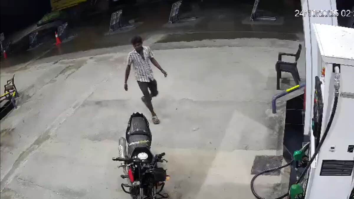 Bike Shiva Shankar, moments before the Kurnool bus fire accident