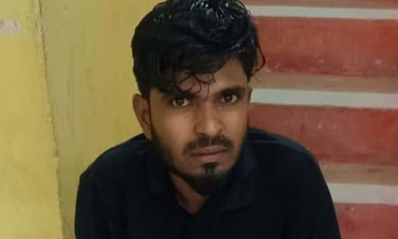 Accused in constable murder 'tries to attack police' in Telangana, shot dead