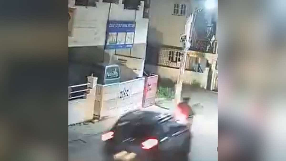Couple ram their car into delivery agent's two-wheeler in anger