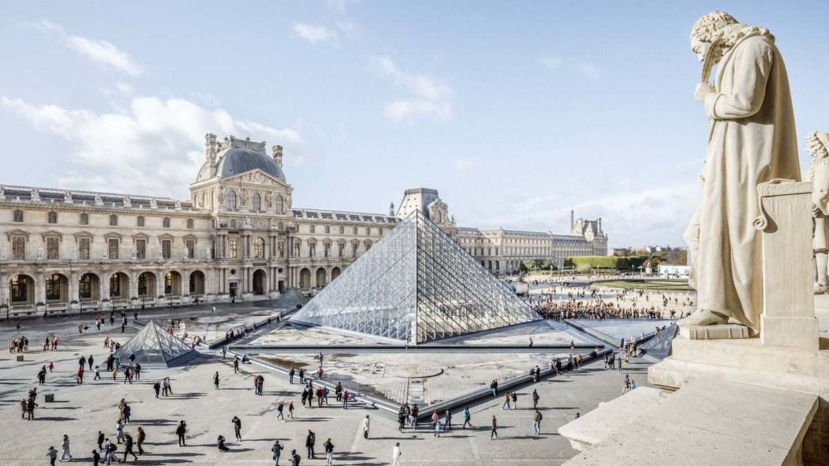 louvre museum (1)