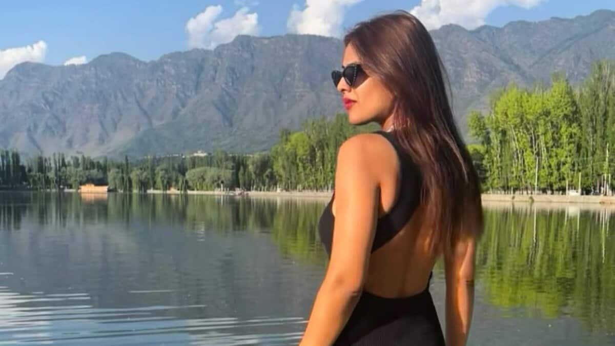 Nia Sharma
