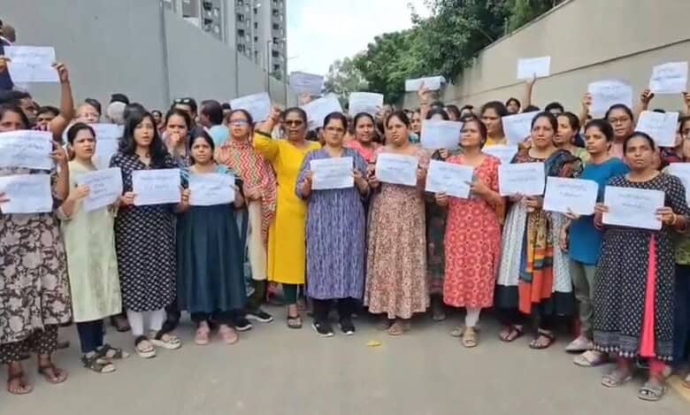 Residents in Erragadda protest against allotment of land for Muslim graveyard in their locality.
