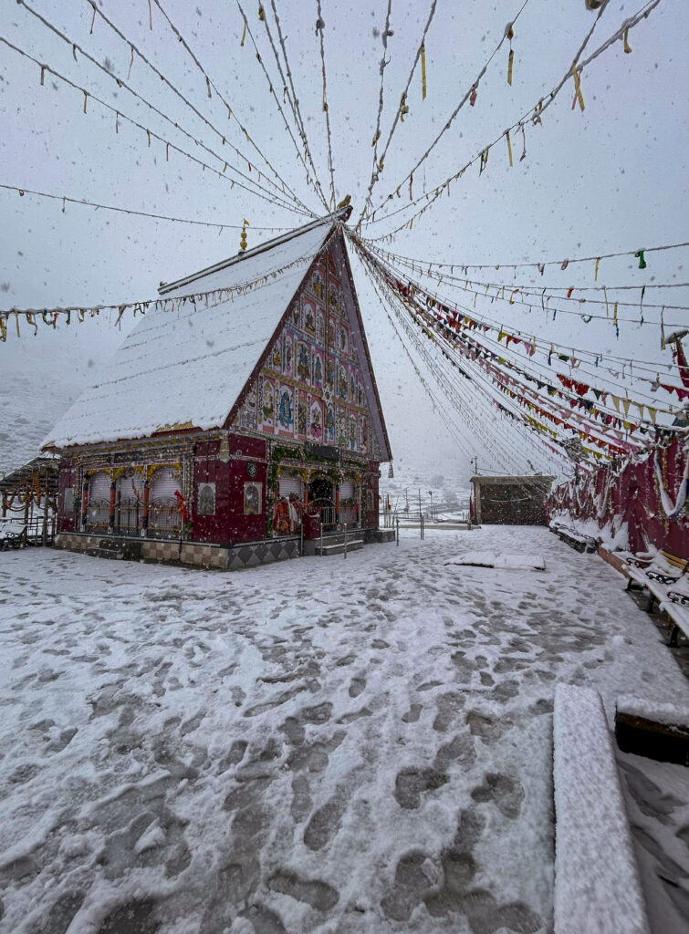 Fresh snowfall blankets J&K's Machail