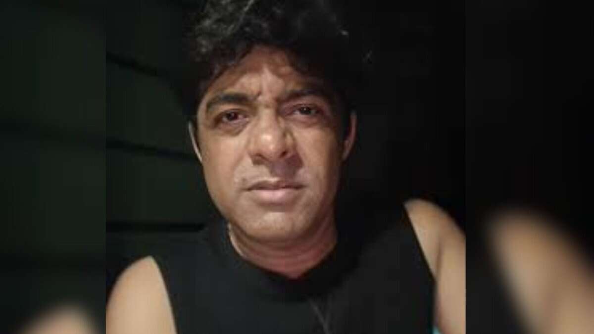 Police complaint against Srikanth Iyengar over objectionable remarks on Gandhi