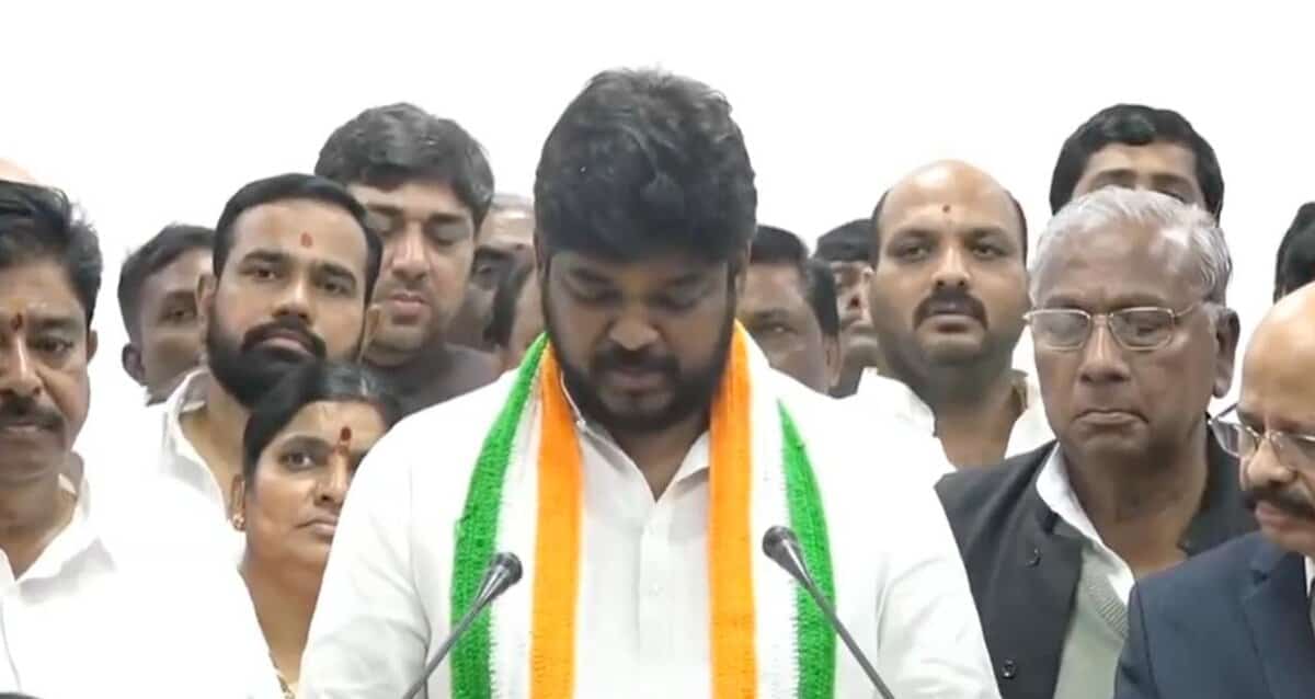 V Naveen Yadav takes oath as Jubilee Hills MLA