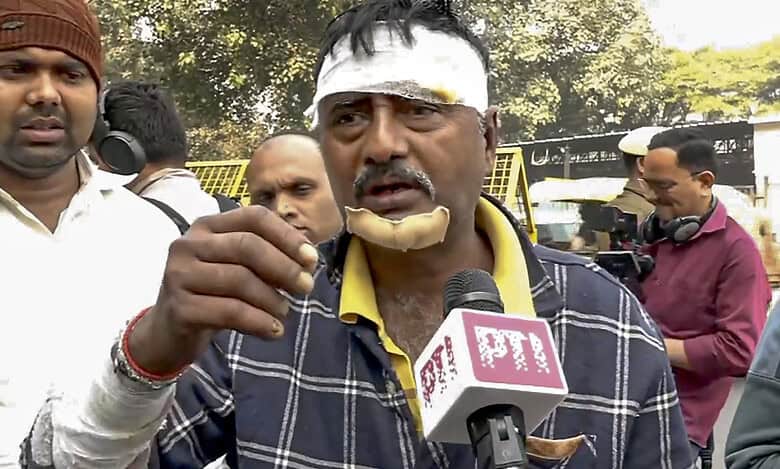 Delhi blast Death toll comes to 12