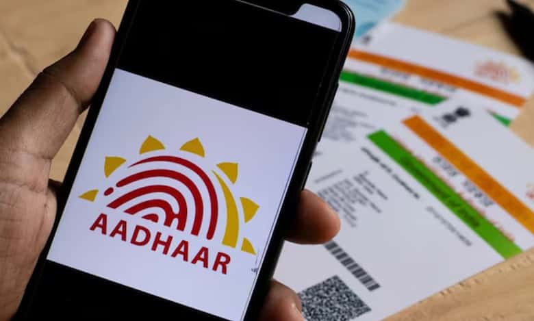 Aadhaar No Longer accepted for Birth Certificates in UP and Maharashtra